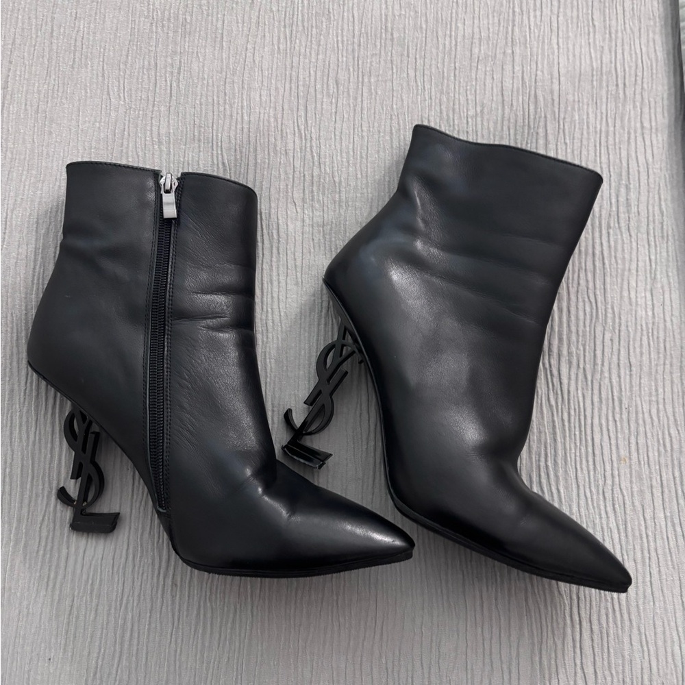 Saint Laurent Black Heeled Boots With Ysl Logo Heel